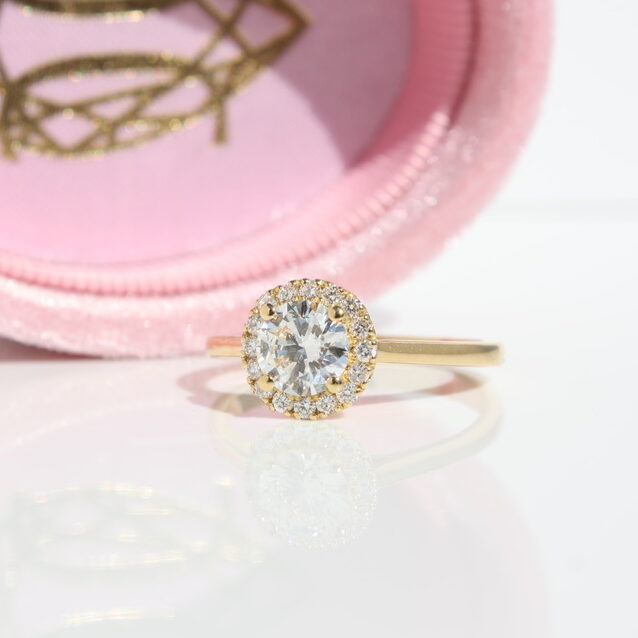 Round Brilliant Cut Diamond Halo Ring, diamond engagement ring, engagement ring, round diamond, danielle camera jewellery