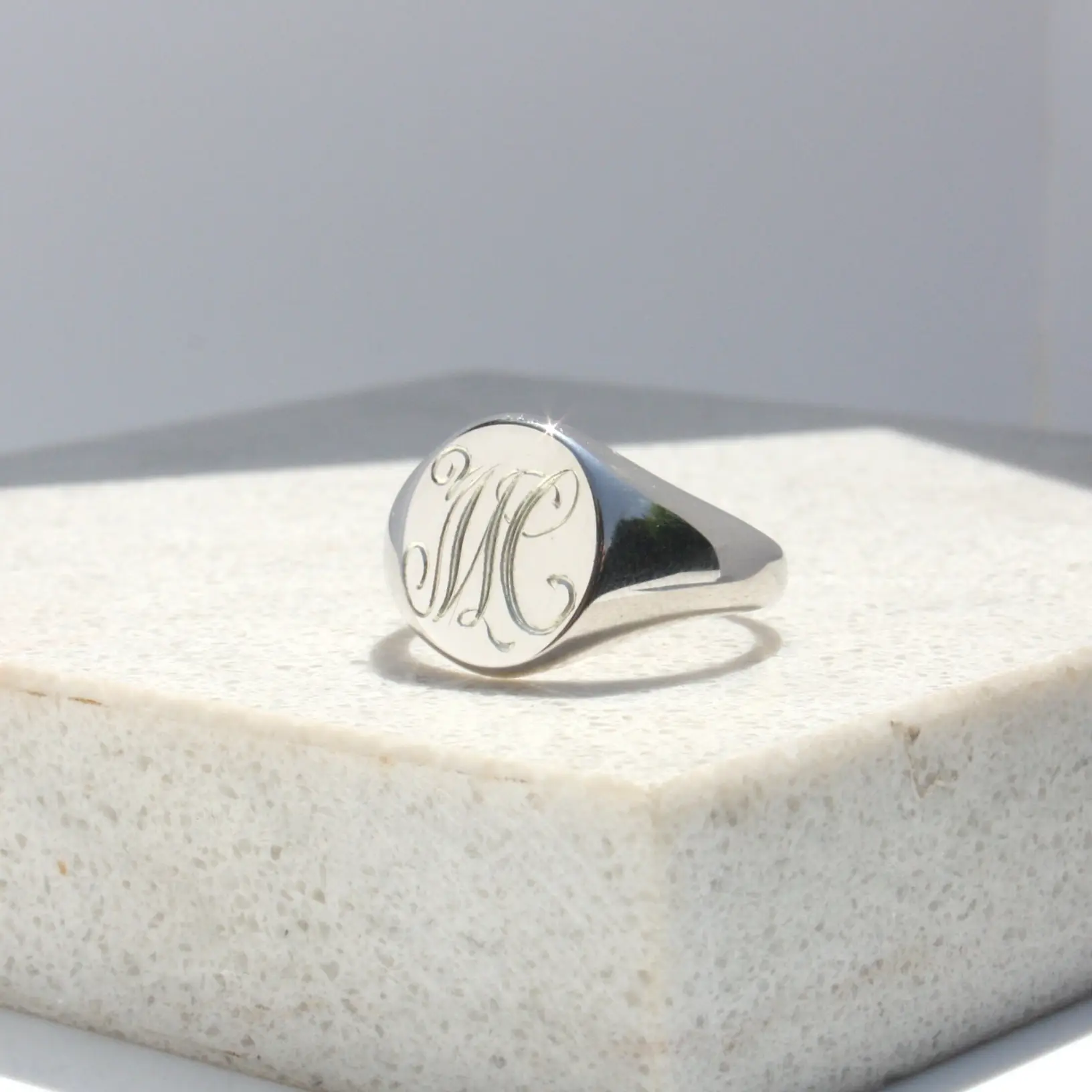 Retro Initials Signet Ring – Men's Stainless Steel Band – Customizable Letter Stamp