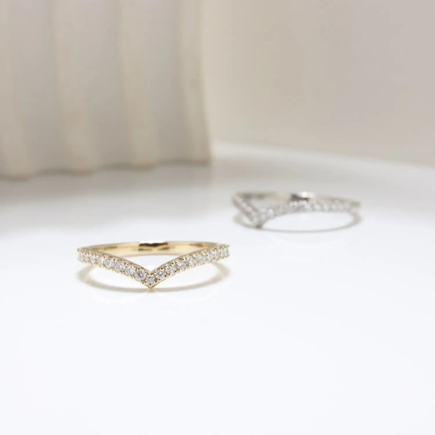 9k yellow gold Wishbone diamond ring