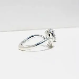 Envelop Solitaire Ring, Oval thumbnail 4