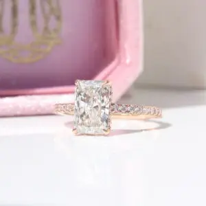 Laboratory-Grown Diamond Pavé Hidden Halo Ring, Radiant thumbnail 4