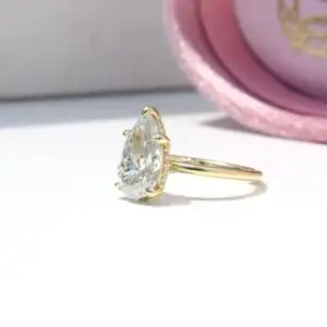 Hidden Halo Ring, Pear