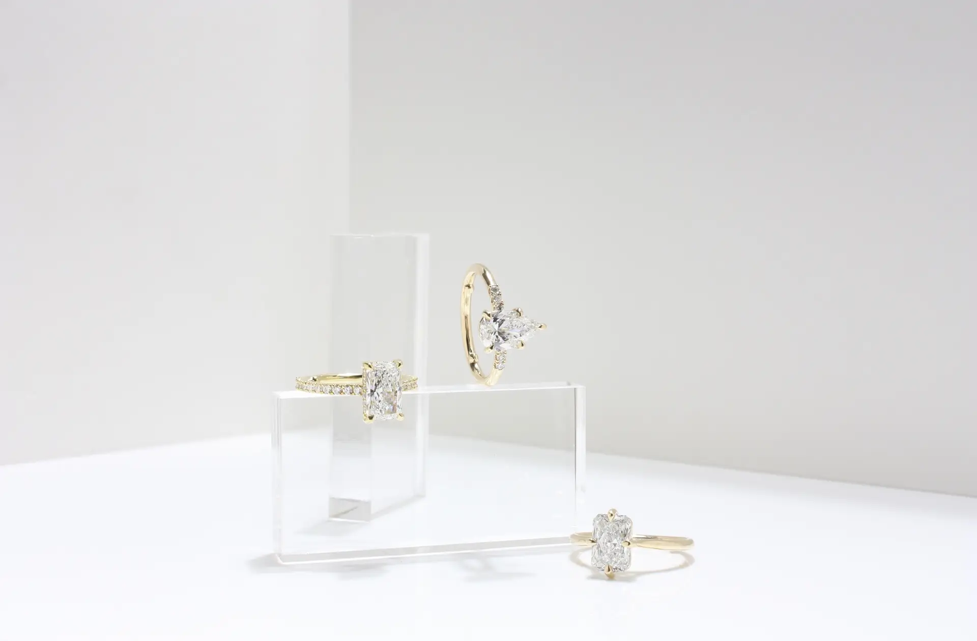 Lab-grown Diamond Engagement Rings